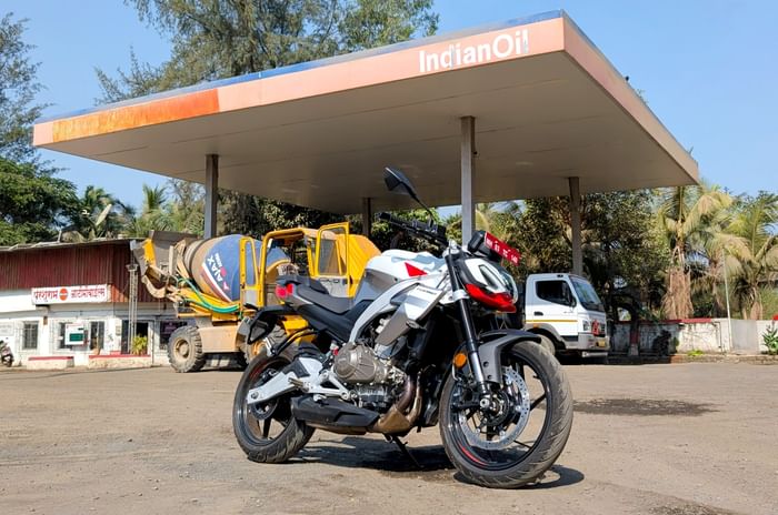 Aprilia Tuono 457 fuel economy tested, explained